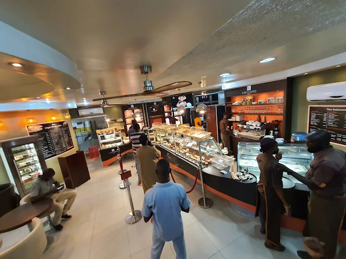 Cafe Gourmand