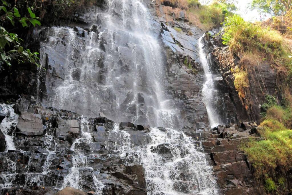 Walking trail leading to Karera Waterfalls viewpoints